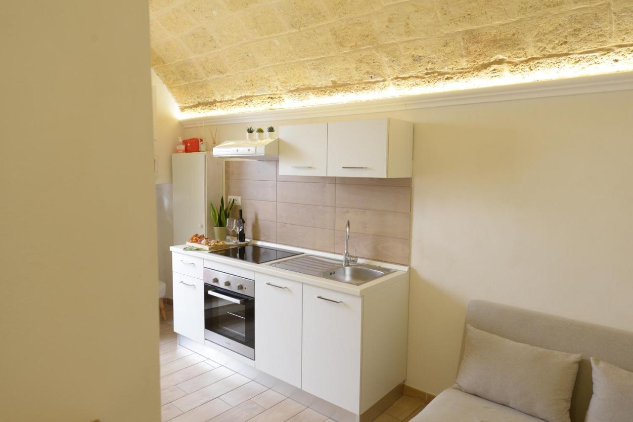 Castrum Casa Vacanza Мезаньє Екстер'єр фото